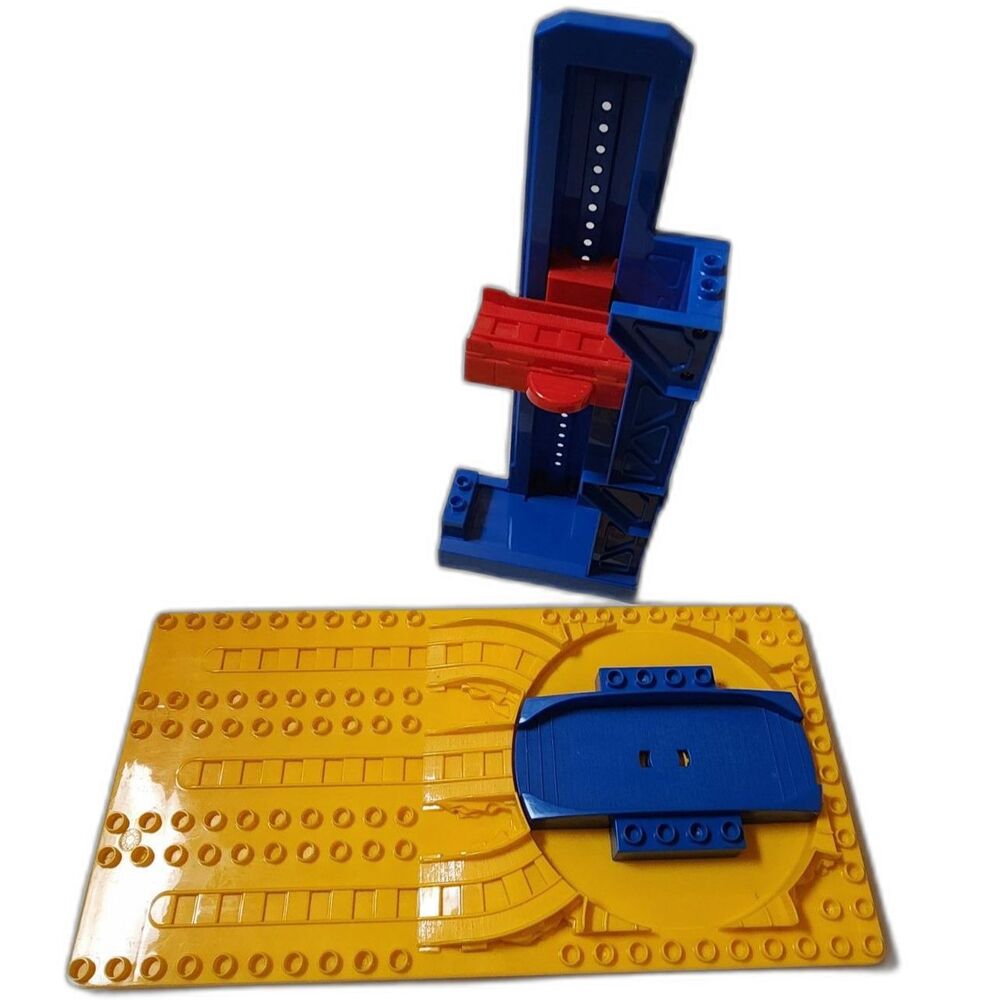 Mega Bloks Train Base & Lift Loader – Mixed Lot